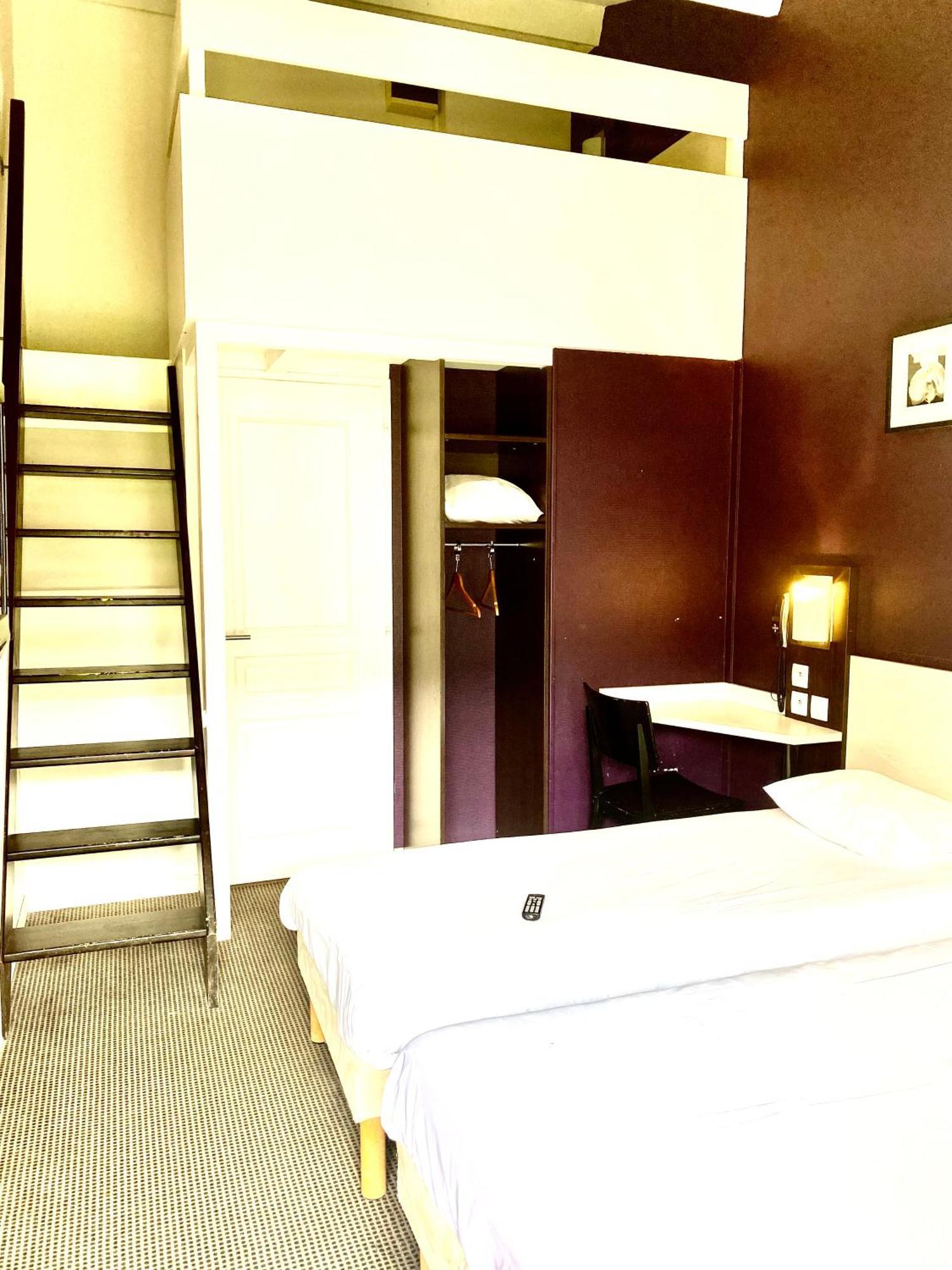 Brit Hotel Lyon Nord Dardilly Zewnętrze zdjęcie