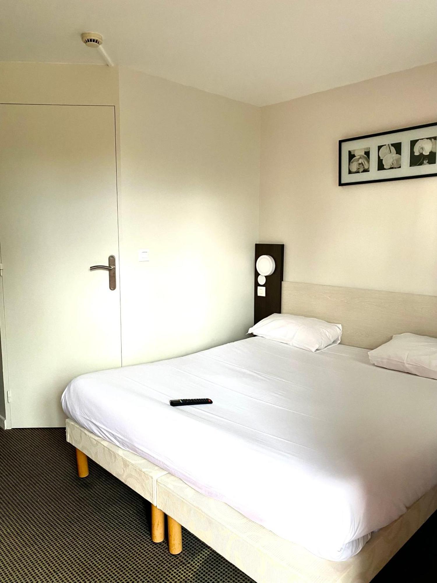 Brit Hotel Lyon Nord Dardilly Zewnętrze zdjęcie